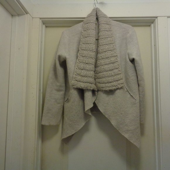 QUIET LUXURY CLASSIC GIRL SAHALIE GREY WOOLY DESIGNS DRAPED JACKET M